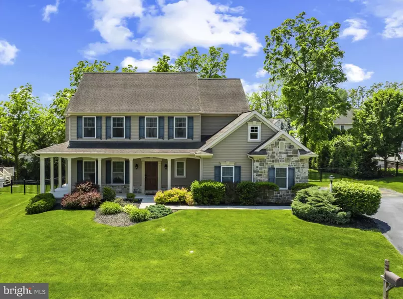 6 FALCON CIR, Lebanon, PA 17042