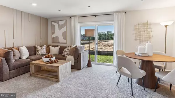 Waretown, NJ 08758,19 BAYBREEZE DR