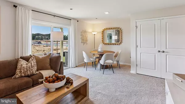 Waretown, NJ 08758,21 BAYBREEZE DR