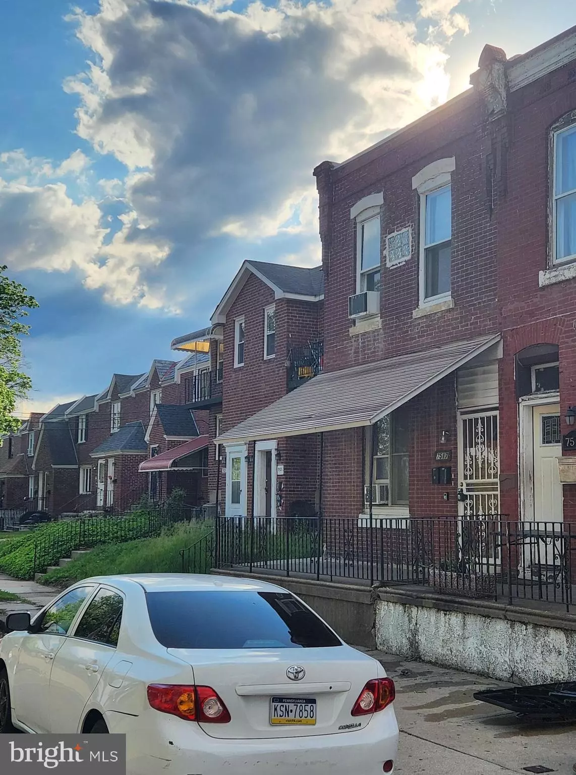 Philadelphia, PA 19151,7517 BROOKHAVEN RD