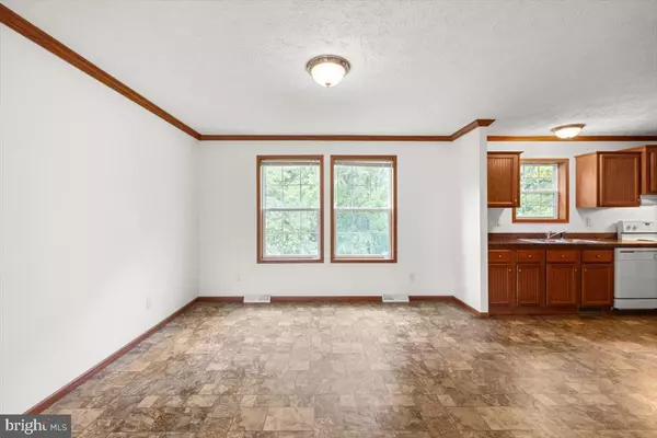 Edinburg, VA 22824,4767 S OX RD