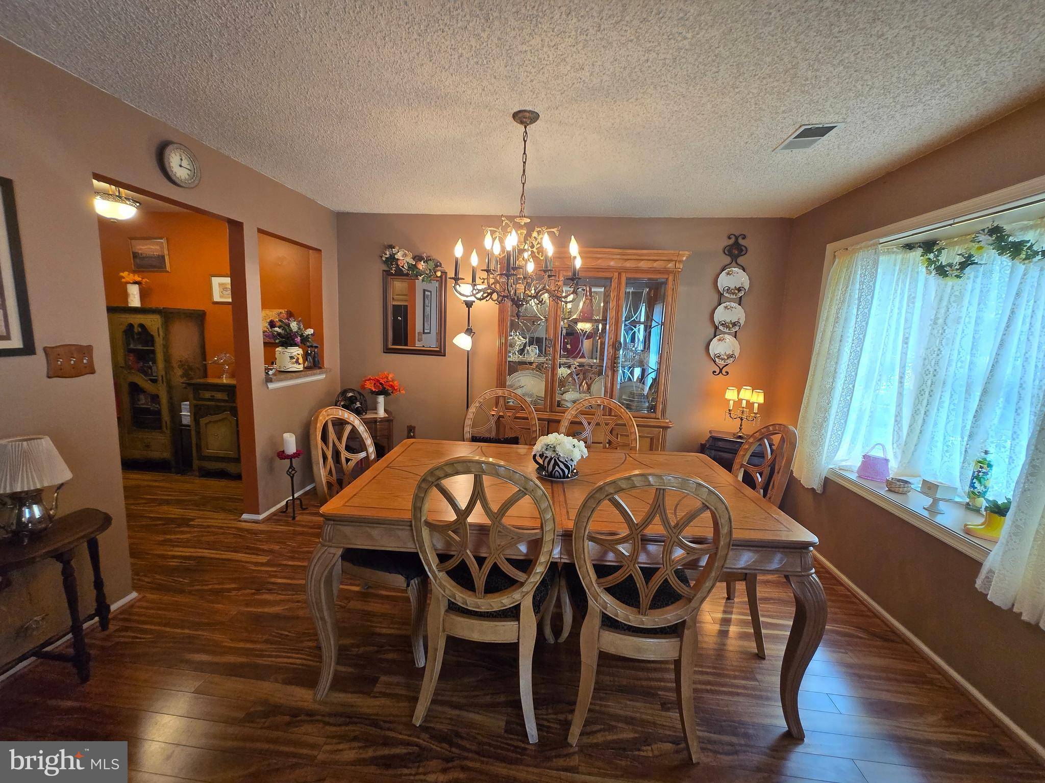 Trenton, NJ 08619,72 CHEVERNY CT