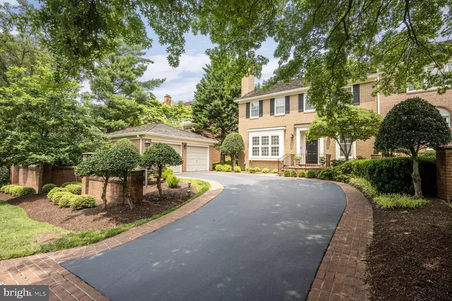 8329 TURNBERRY CT, Potomac, MD 20854