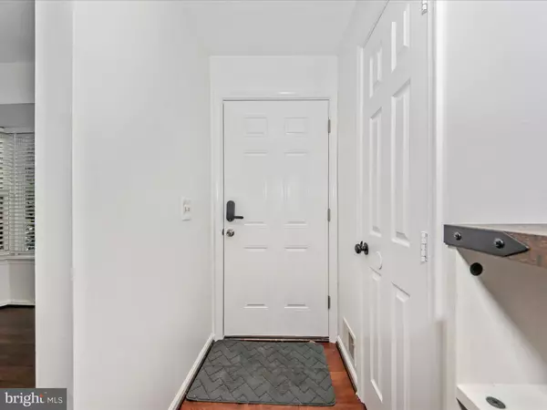 Crofton, MD 21114,2482 WENTWORTH DR #2482