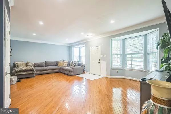 Marlton, NJ 08053,1 CARTER LN