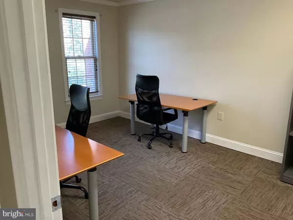 Fairfax, VA 22032,10509 BRADDOCK RD #2D