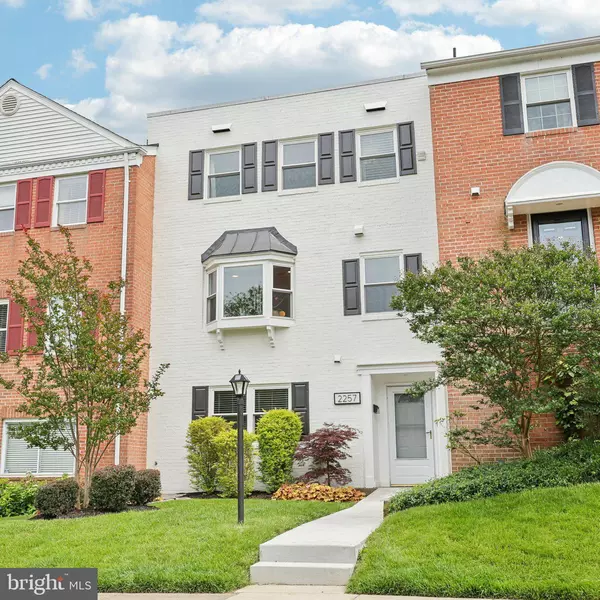 2257 CEDAR LN, Vienna, VA 22182