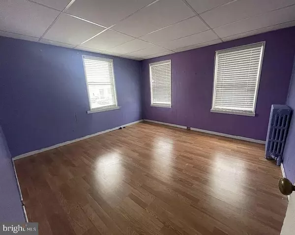 Baltimore, MD 21205,911 N LEHIGH ST