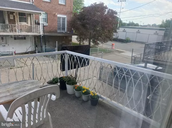 Philadelphia, PA 19135,6505 WALKER ST