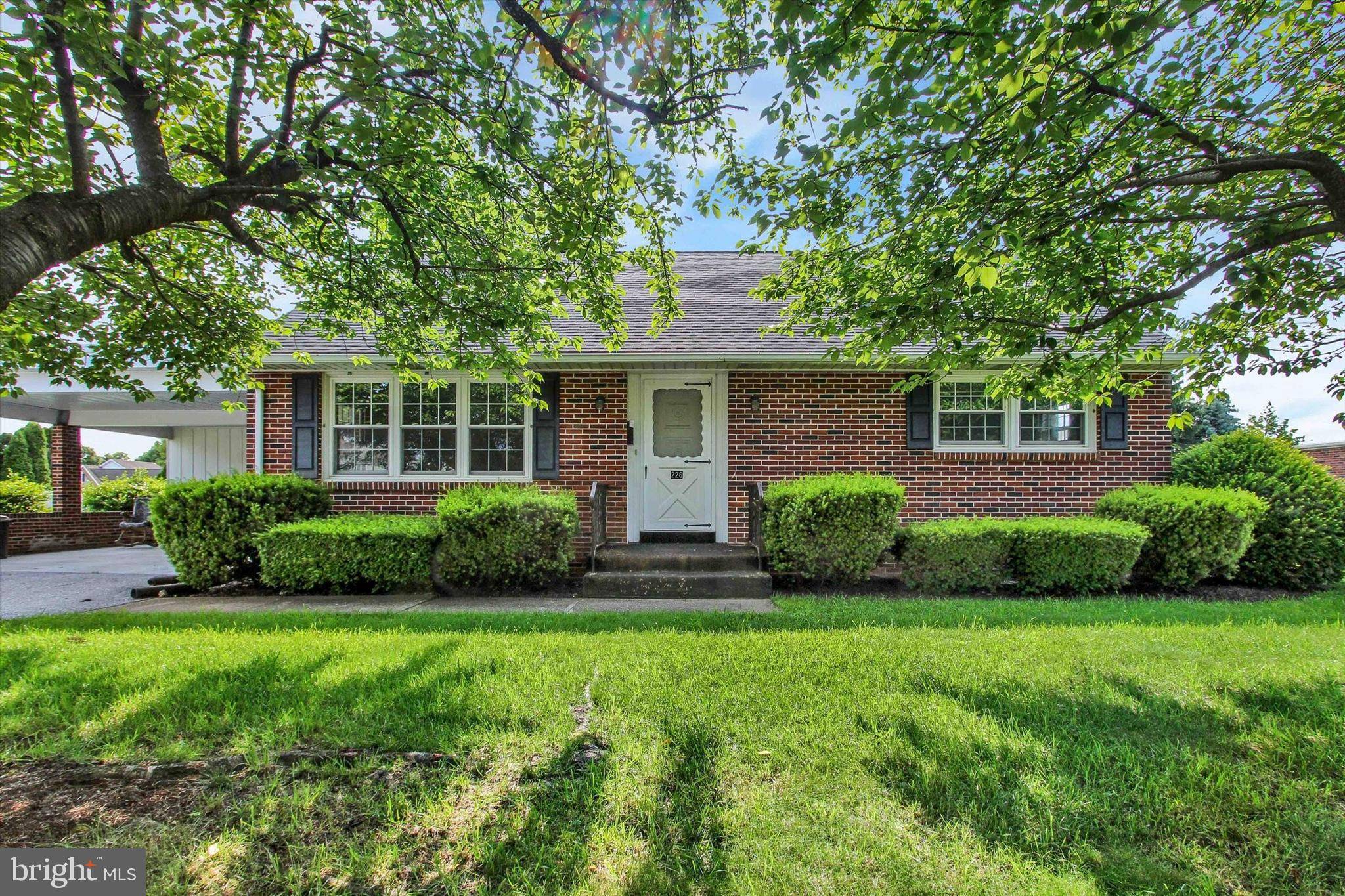 226 S 3RD ST, Mcsherrystown, PA 17344