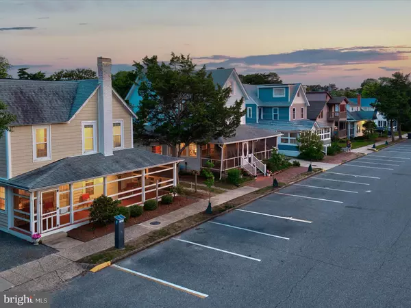 Rehoboth Beach, DE 19971,16 DELAWARE AVE