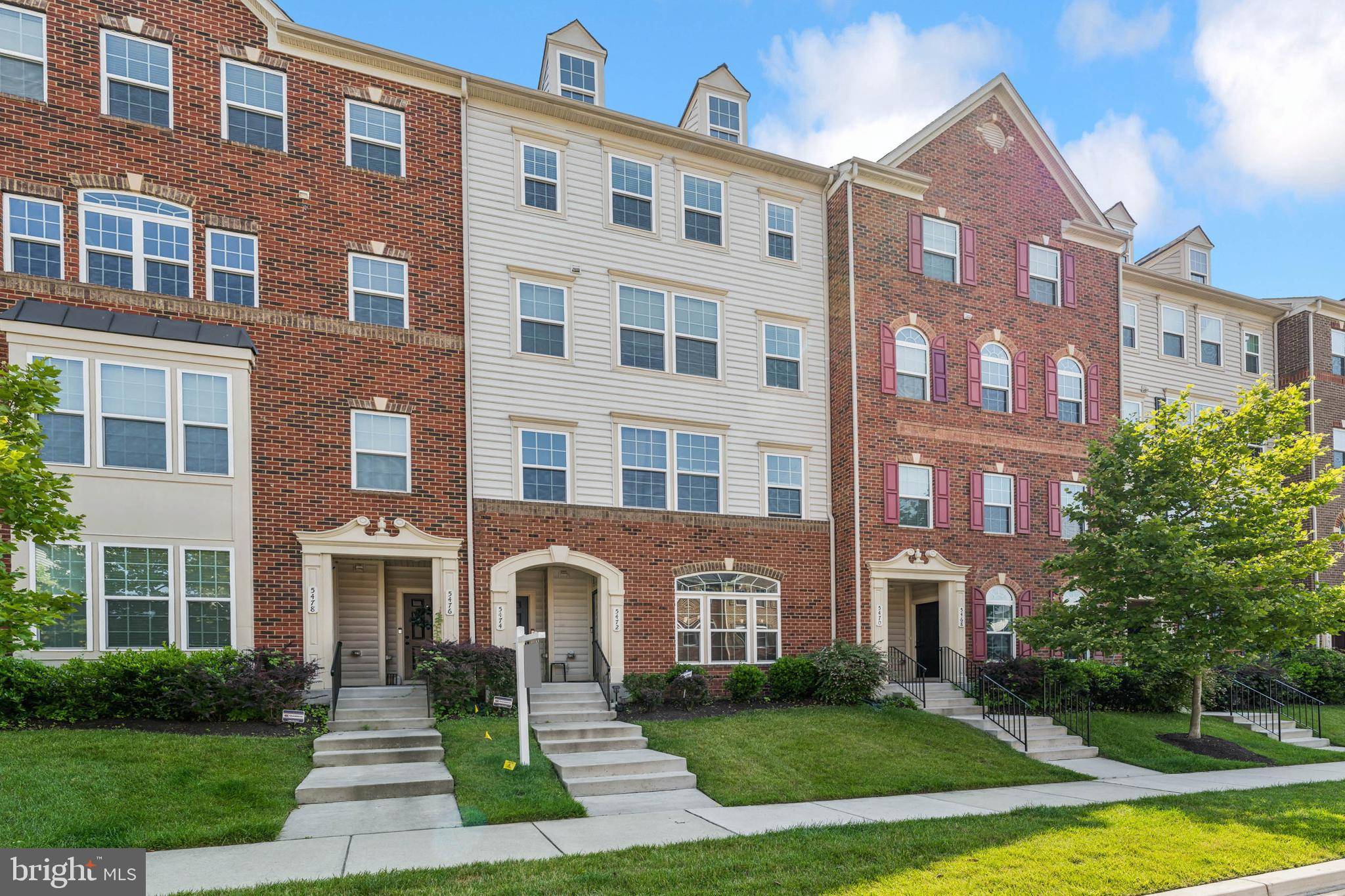 Greenbelt, MD 20770,5474 STREAM BANK LN