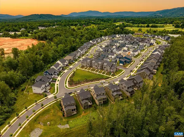 Crozet, VA 22932,138 BISHOPGATE LN