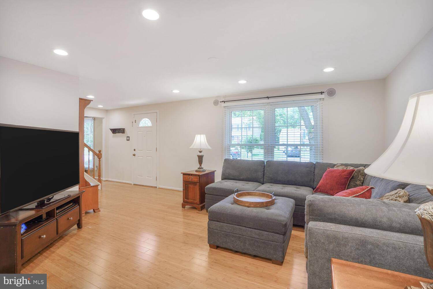 Herndon, VA 20170,1537 POWELLS TAVERN PL