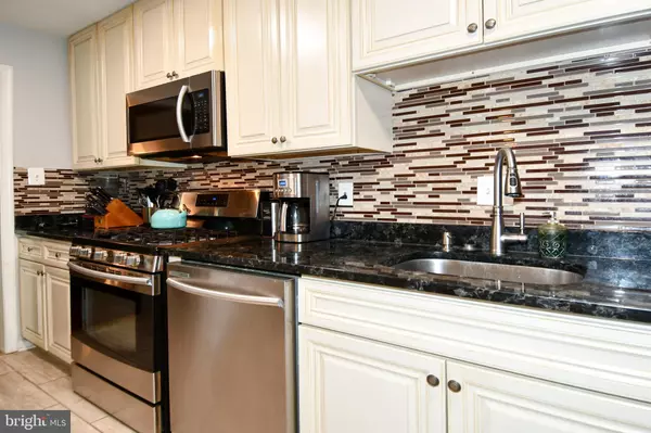 Reston, VA 20191,11839 SHIRE CT #31D