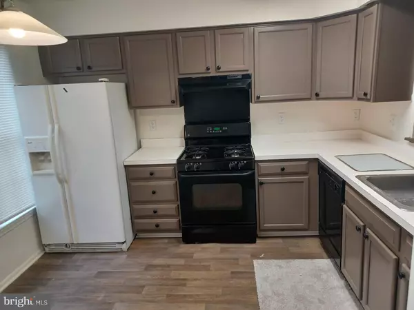 Owings Mills, MD 21117,977 JOSHUA TREE CT
