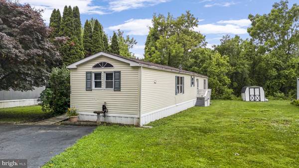 112 MCKINLEY DR, Coatesville, PA 19320