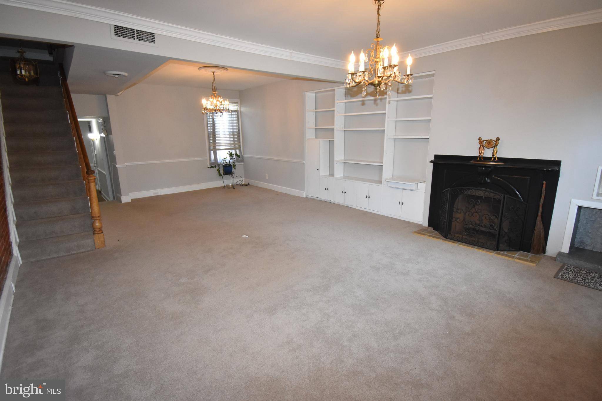 Burlington, NJ 08016,303 WOOD ST