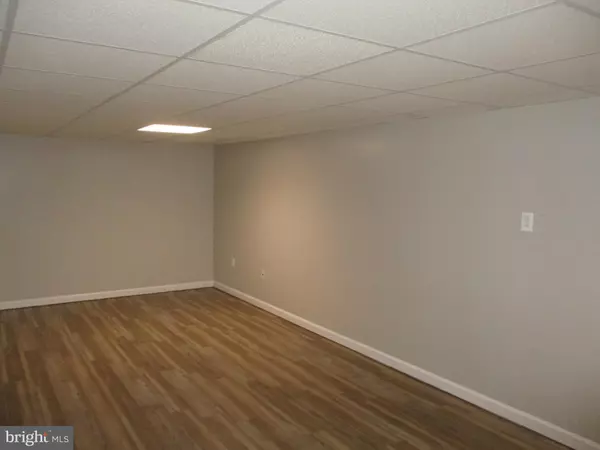 Bear, DE 19701,208 YOSEMITE DR