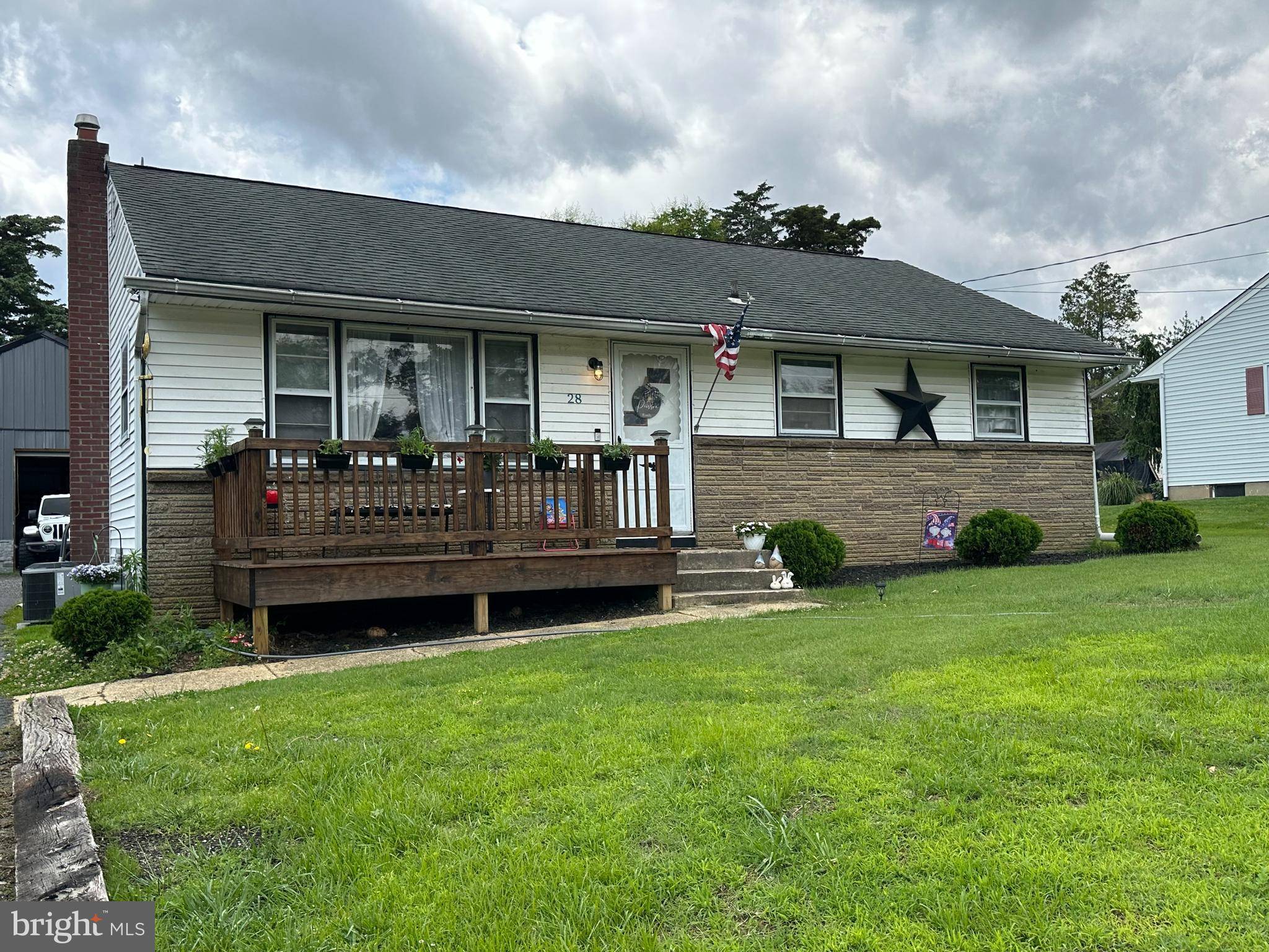 Bridgeton, NJ 08302,28 PINEVIEW TER