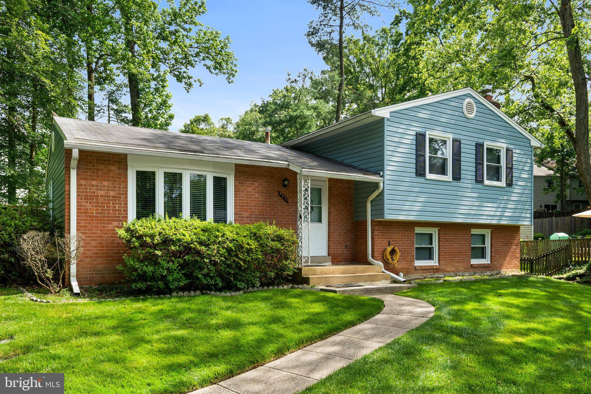Burke, VA 22015,9211 CAPRICORN CT