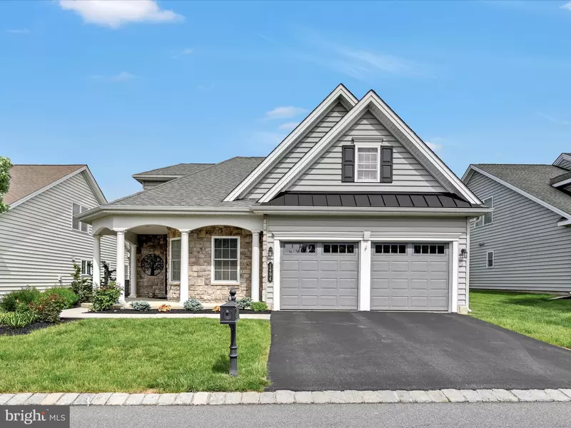 1494 EMERSON DR, Mount Joy, PA 17552