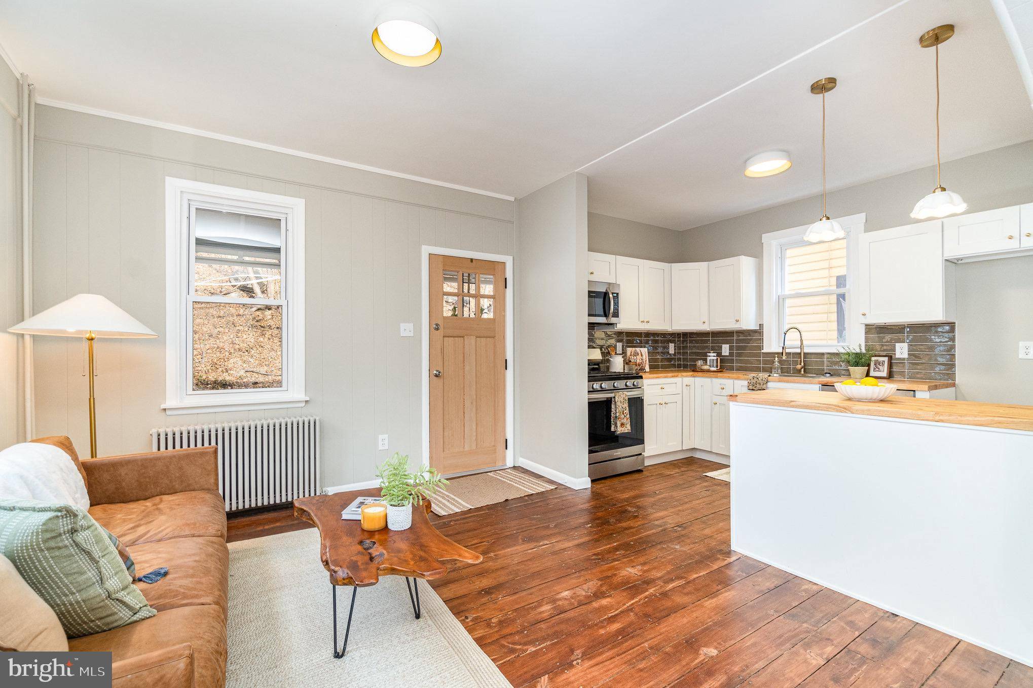 Reading, PA 19606,1365 FRIEDENSBURG RD