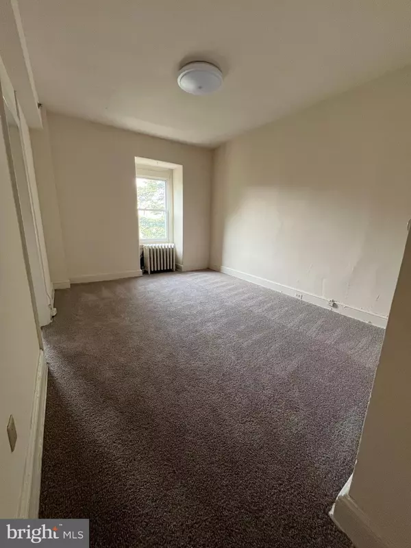 Philadelphia, PA 19104,3410 RACE ST #3F