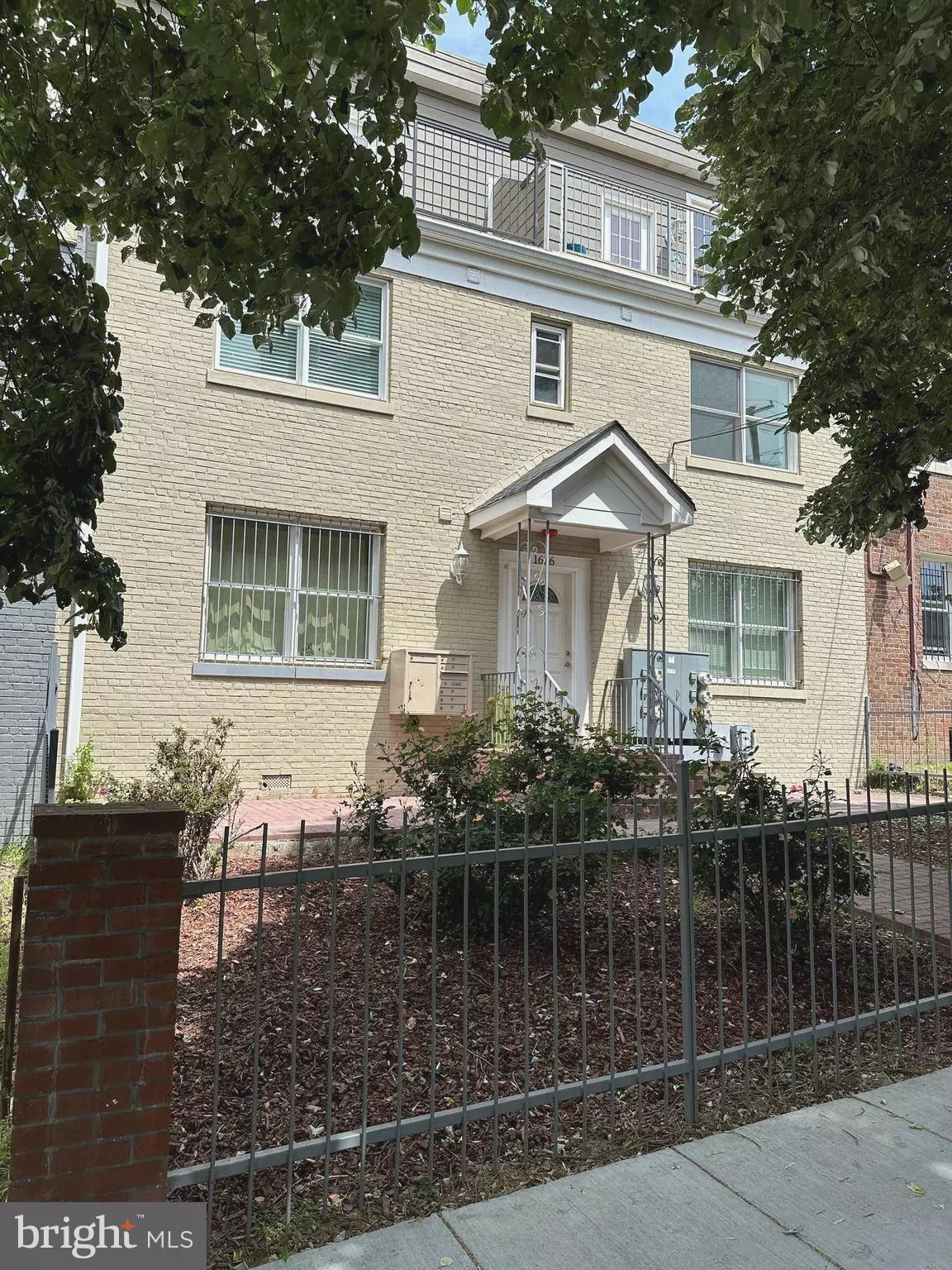 Washington, DC 20020,1626 R ST SE