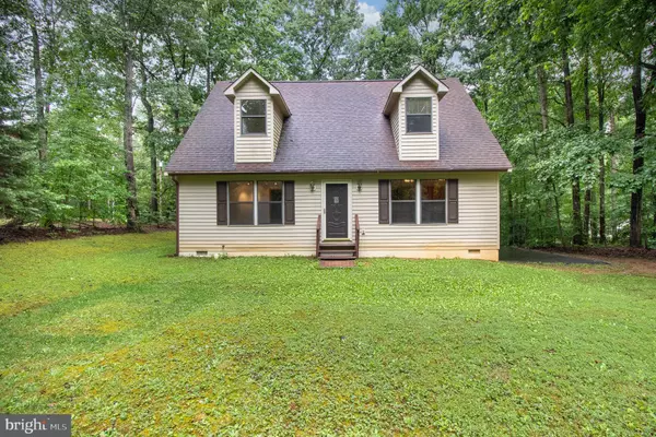 1008 SWAN LN, Ruther Glen, VA 22546