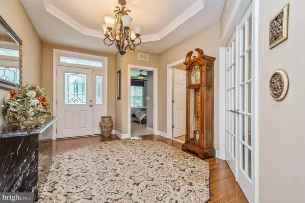 Manalapan, NJ 07726,63 WINTERGREEN DR