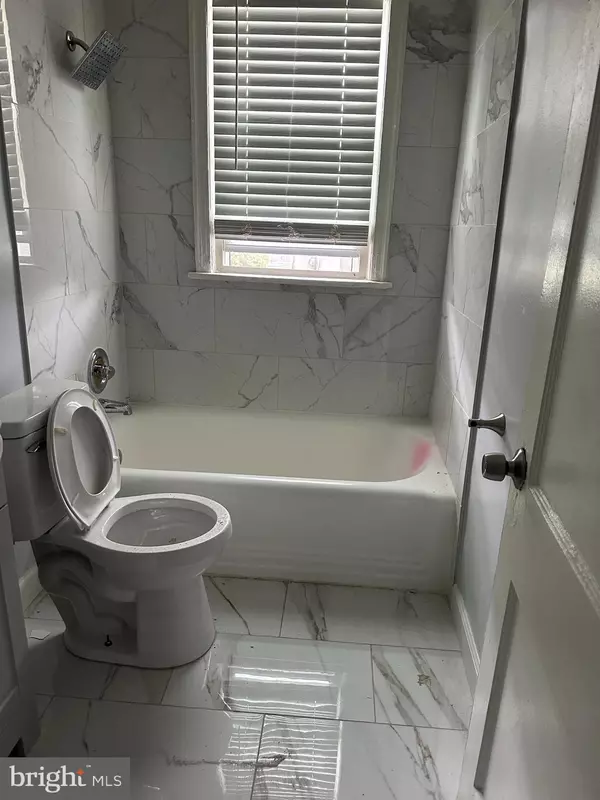 Washington, DC 20011,248 HAMILTON NW