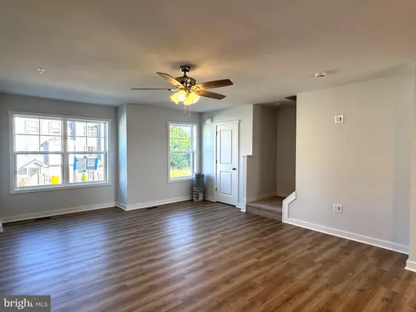 Martinsburg, WV 25405,102 MOSES DR