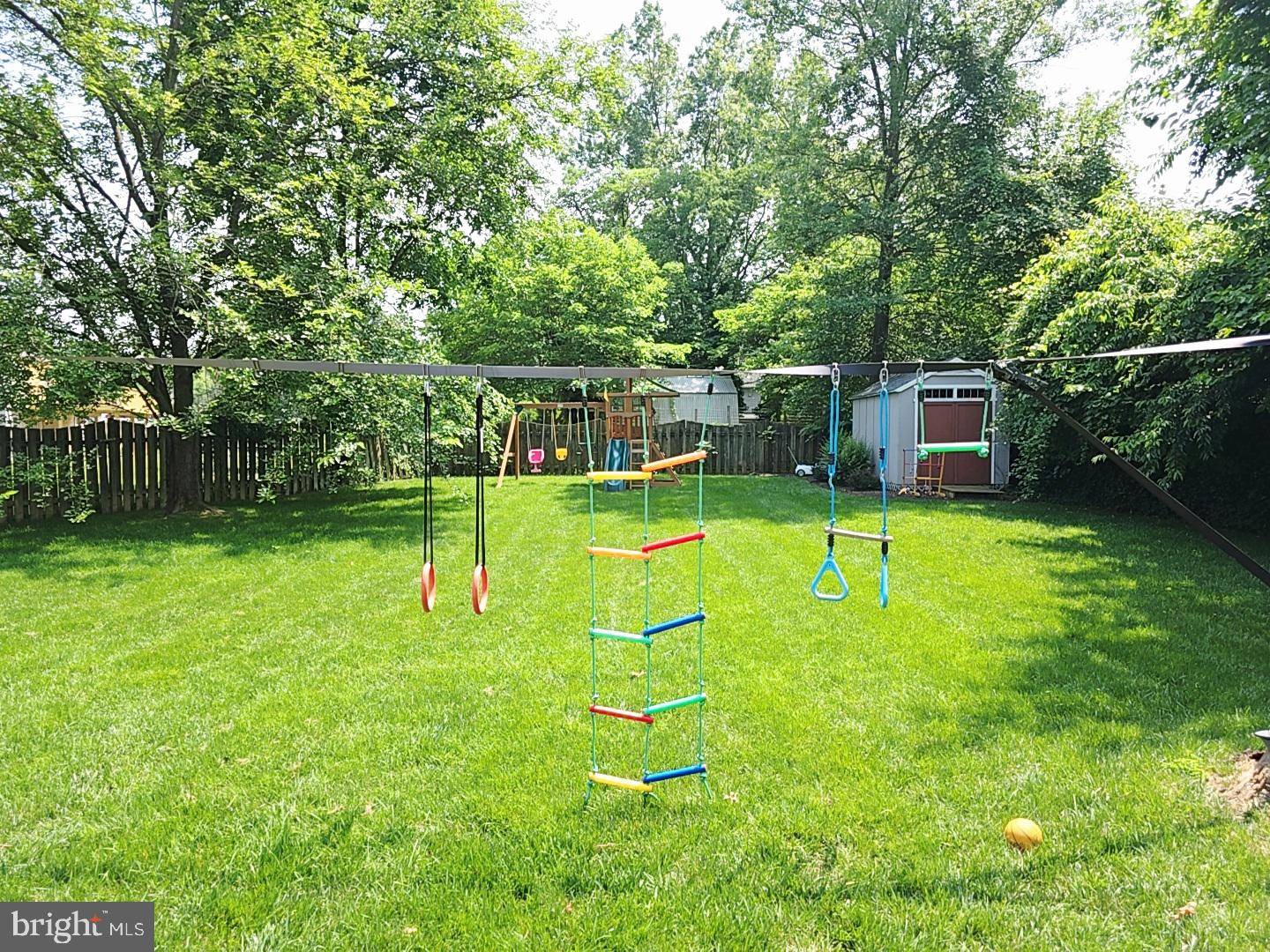 Alexandria, VA 22306,2411 POPKINS LN