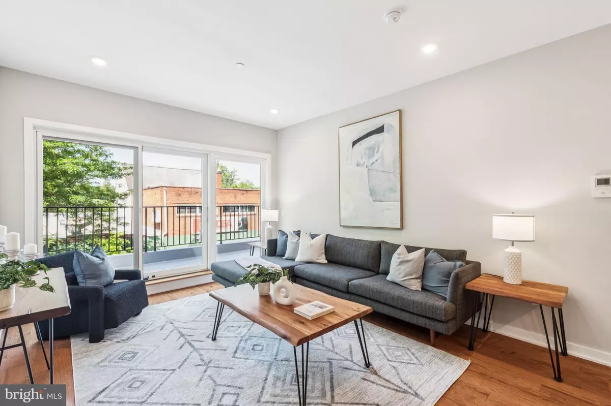 Narberth, PA 19072,203 HAVERFORD AVE #207