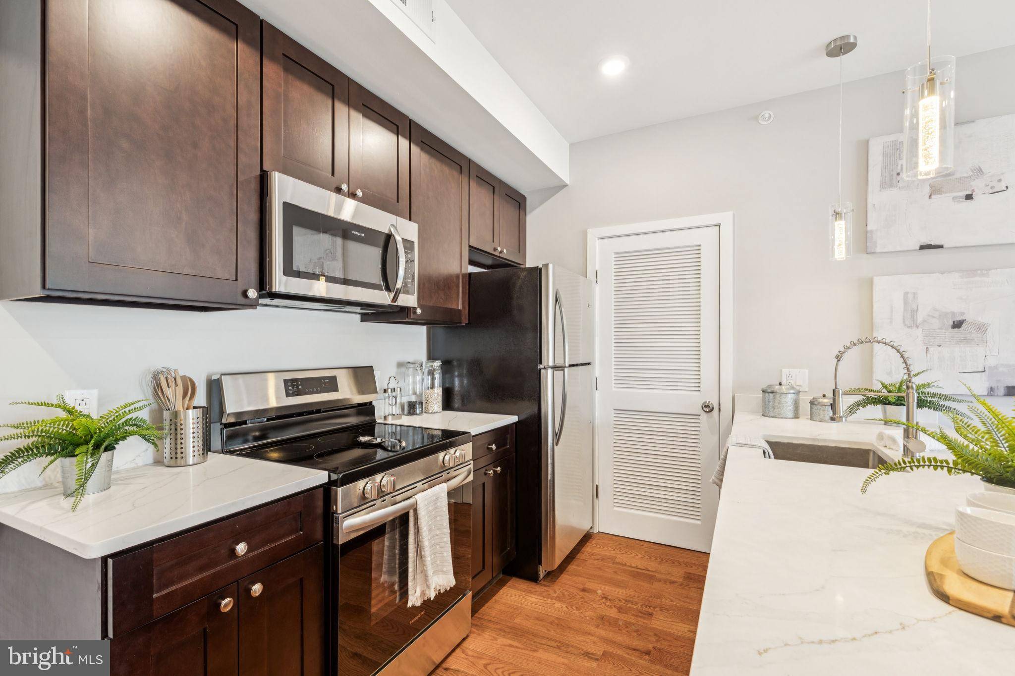 Narberth, PA 19072,203 HAVERFORD AVE #207