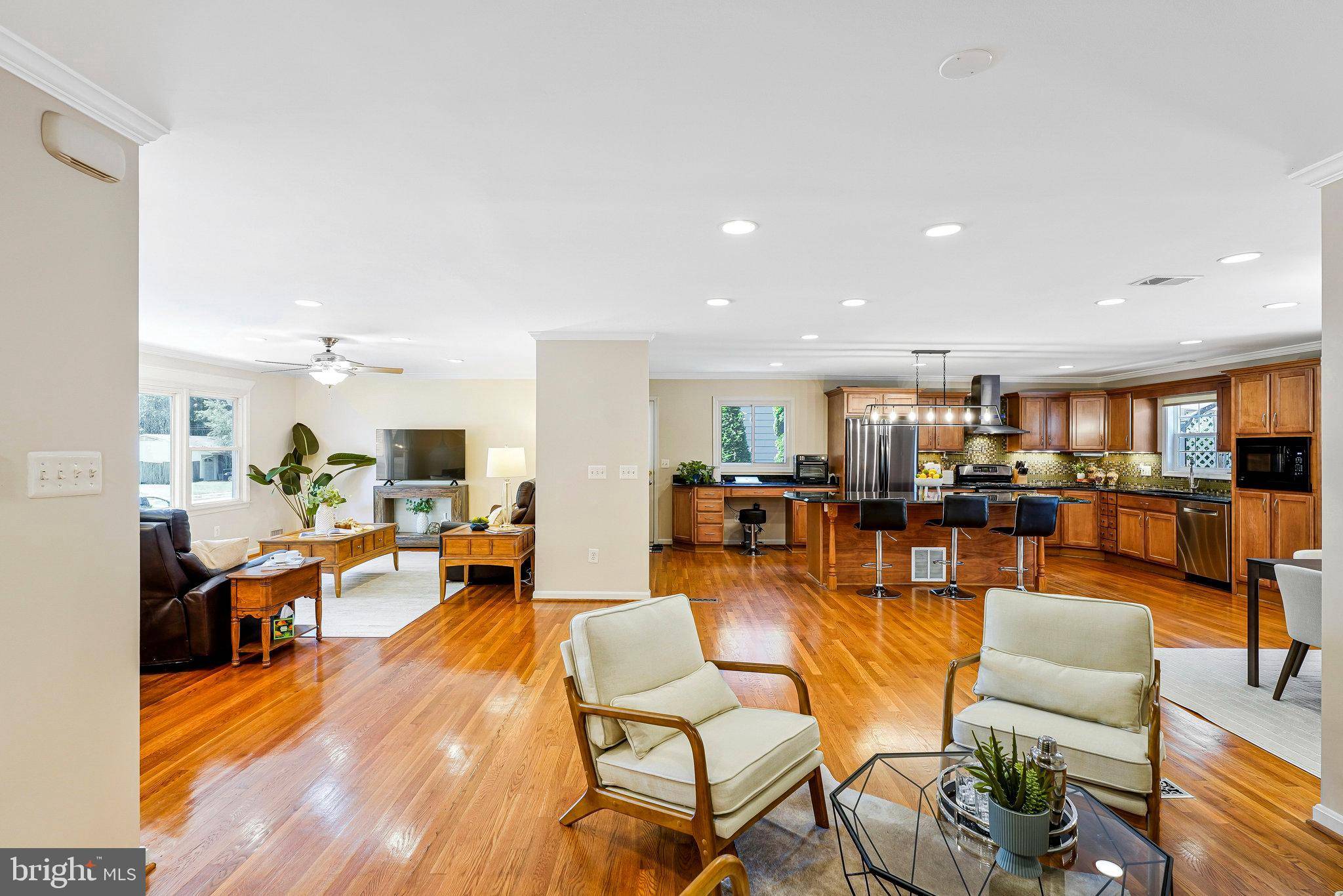 106 YEONAS DR SE, Vienna, VA 22180
