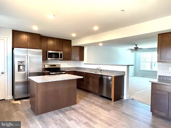 Martinsburg, WV 25405,90 MOSES DR