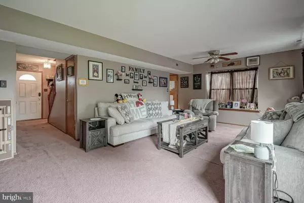 Sicklerville, NJ 08081,24 CHERRY GROVE LN