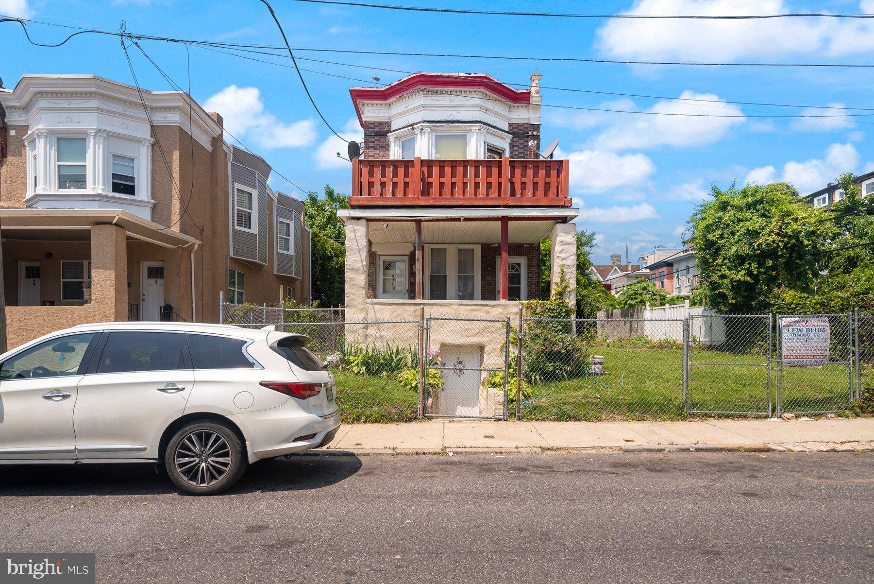 Philadelphia, PA 19141,4832 N 12TH ST