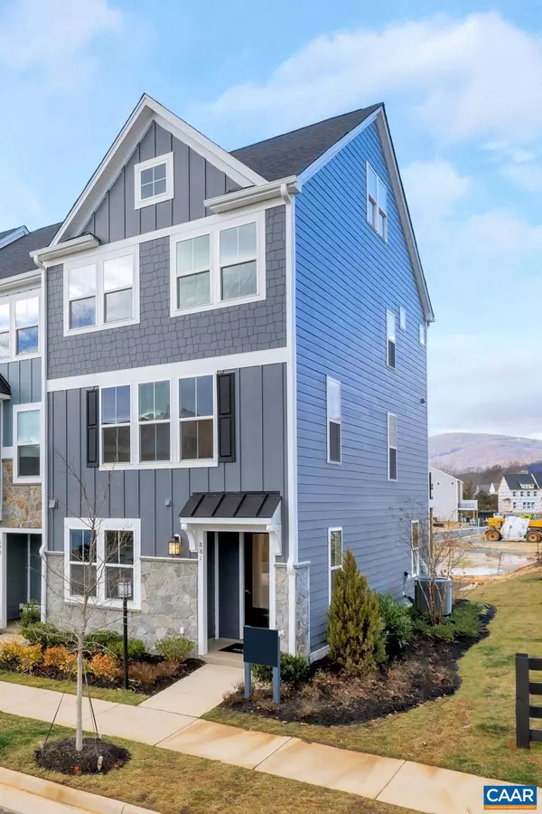 Charlottesville, VA 22901,68 HILAH LN