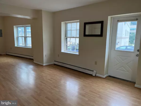 Conshohocken, PA 19428,202 E ELM ST