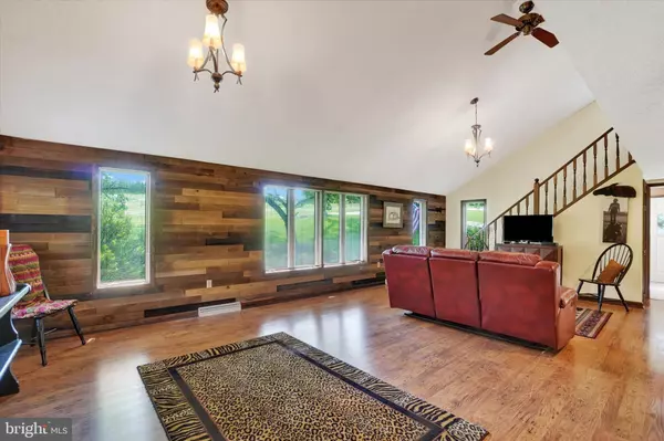 Loganville, PA 17342,222 SEVEN SPRINGS LN