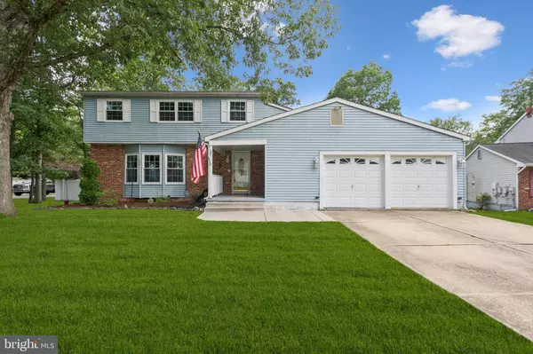 20 HYDRA LN, Sewell, NJ 08080