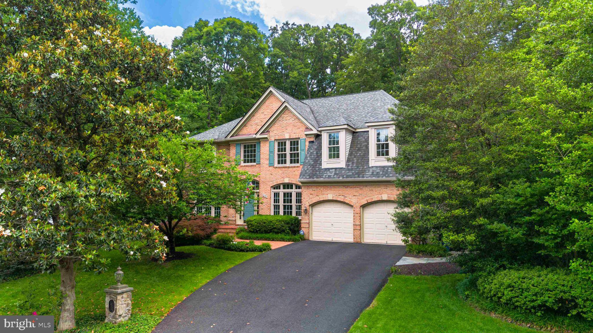 10323 REGENCY STATION DR, Fairfax Station, VA 22039