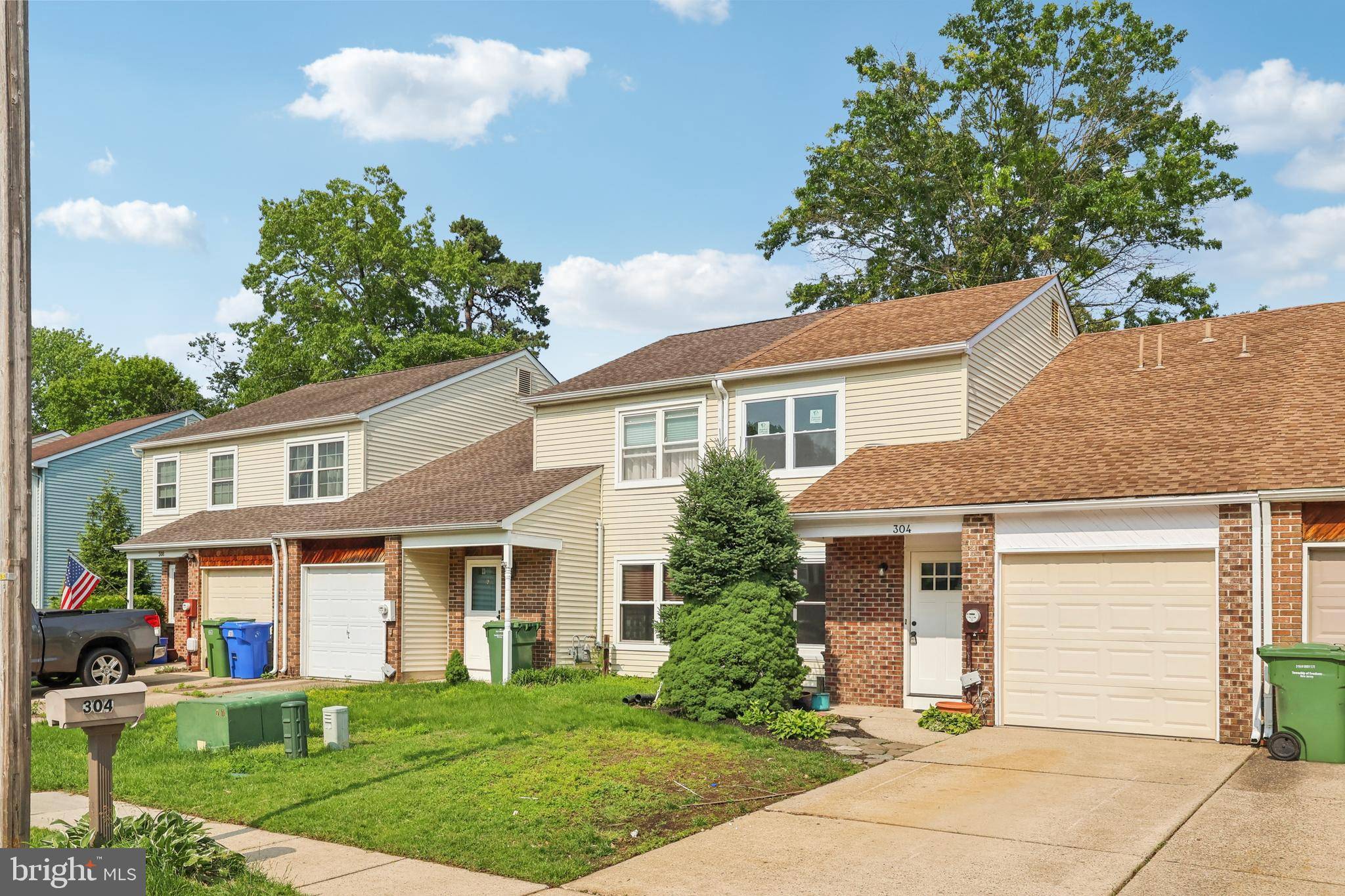 Marlton, NJ 08053,304 FOXWOOD LN