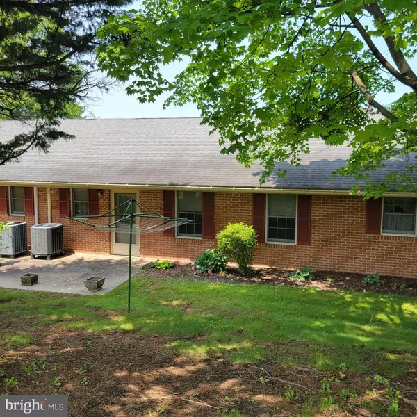 Waynesboro, PA 17268,11980 N WOODLEA DRIVE