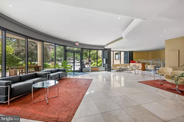 Washington, DC 20008,3701 CONNECTICUT AVE NW #312/326