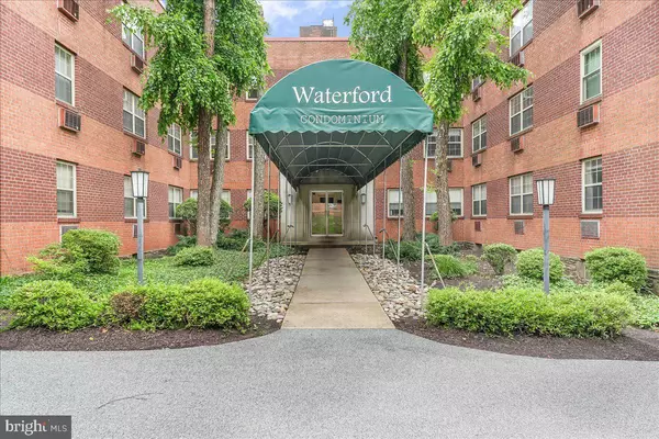 Ardmore, PA 19003,383 LAKESIDE RD #102