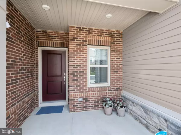 Fulton, MD 20759,8023 JENNYS WAY #9